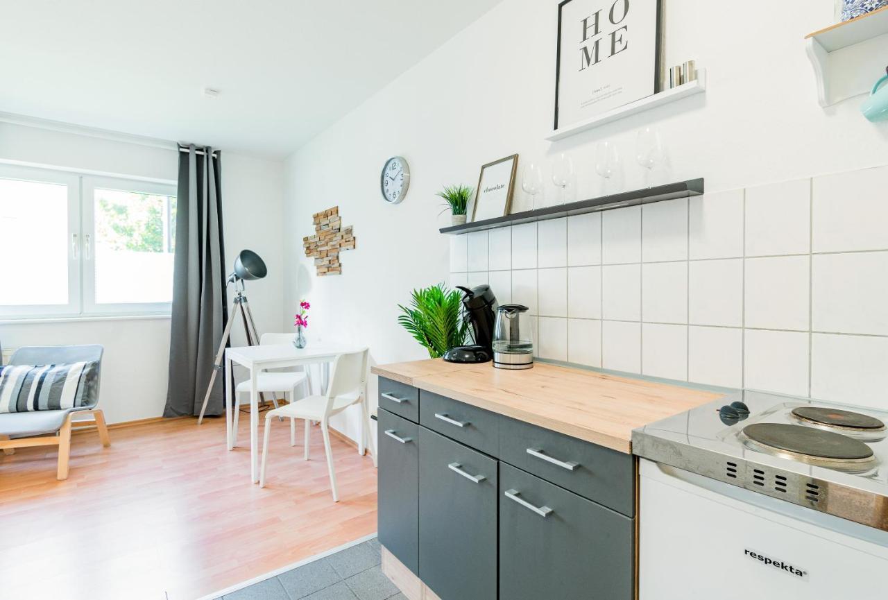 Helles Apartment In Top-Lage Mit Parkplatz Magdeburg Eksteriør bilde