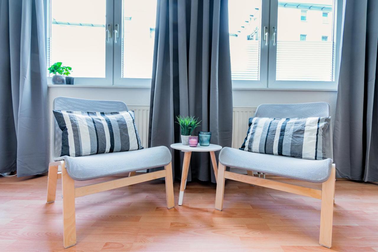 Helles Apartment In Top-Lage Mit Parkplatz Magdeburg Eksteriør bilde
