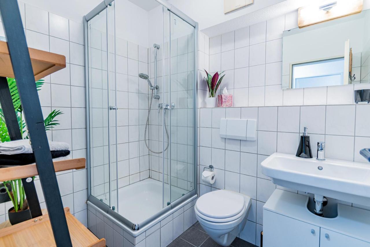 Helles Apartment In Top-Lage Mit Parkplatz Magdeburg Eksteriør bilde
